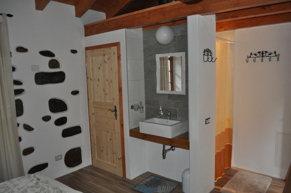 Casa Petrolli Apartment Cannobio Luaran gambar